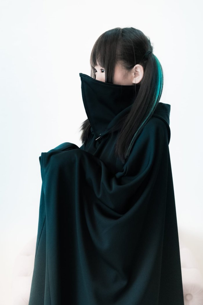 Marche Hoodie