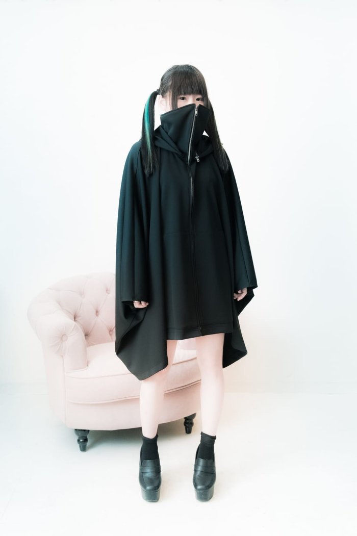 Marche Hoodie